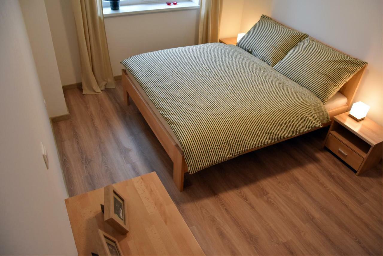 Appartamento Elemir Bešeňová Esterno foto