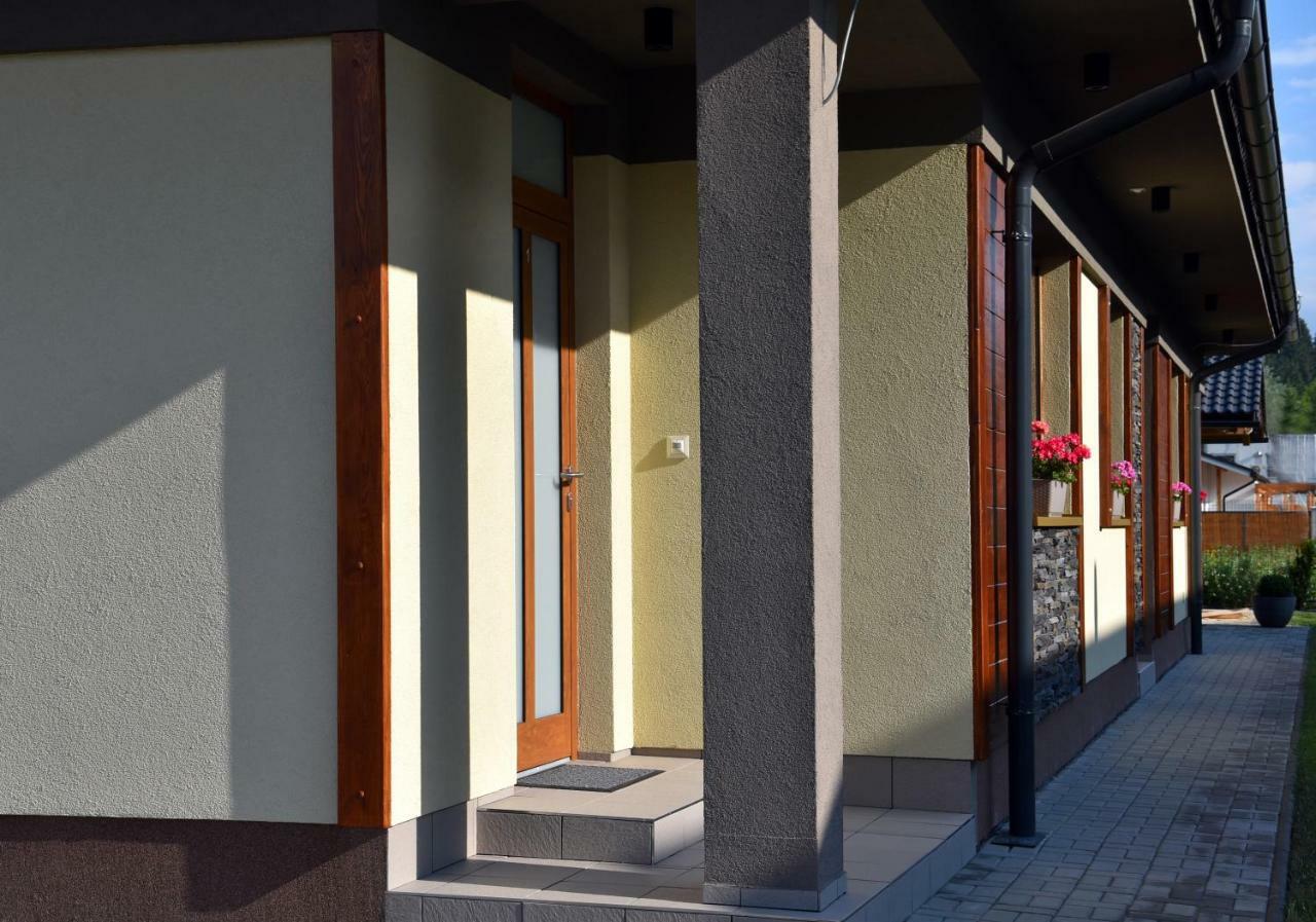 Appartamento Elemir Bešeňová Esterno foto